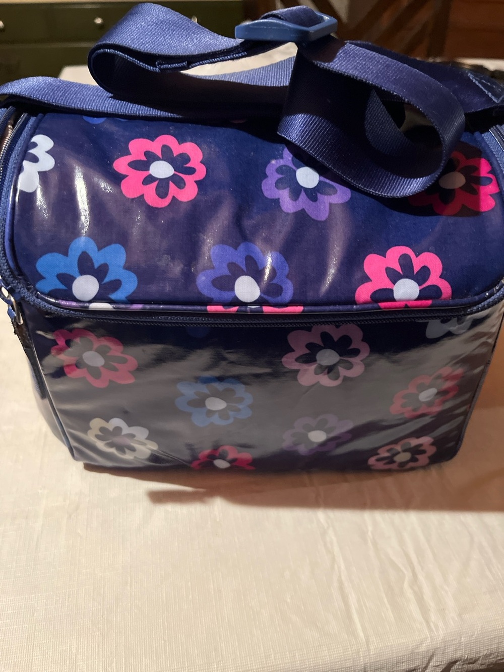 Vera Bradley Navy Floral Insulated Lunch Bag – Women Bags